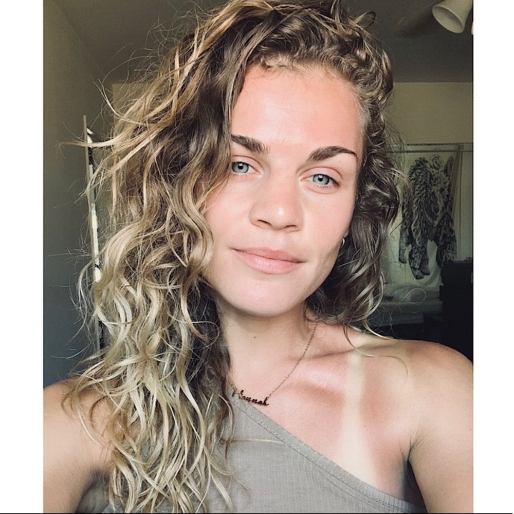 Meet your Posher, Hannah